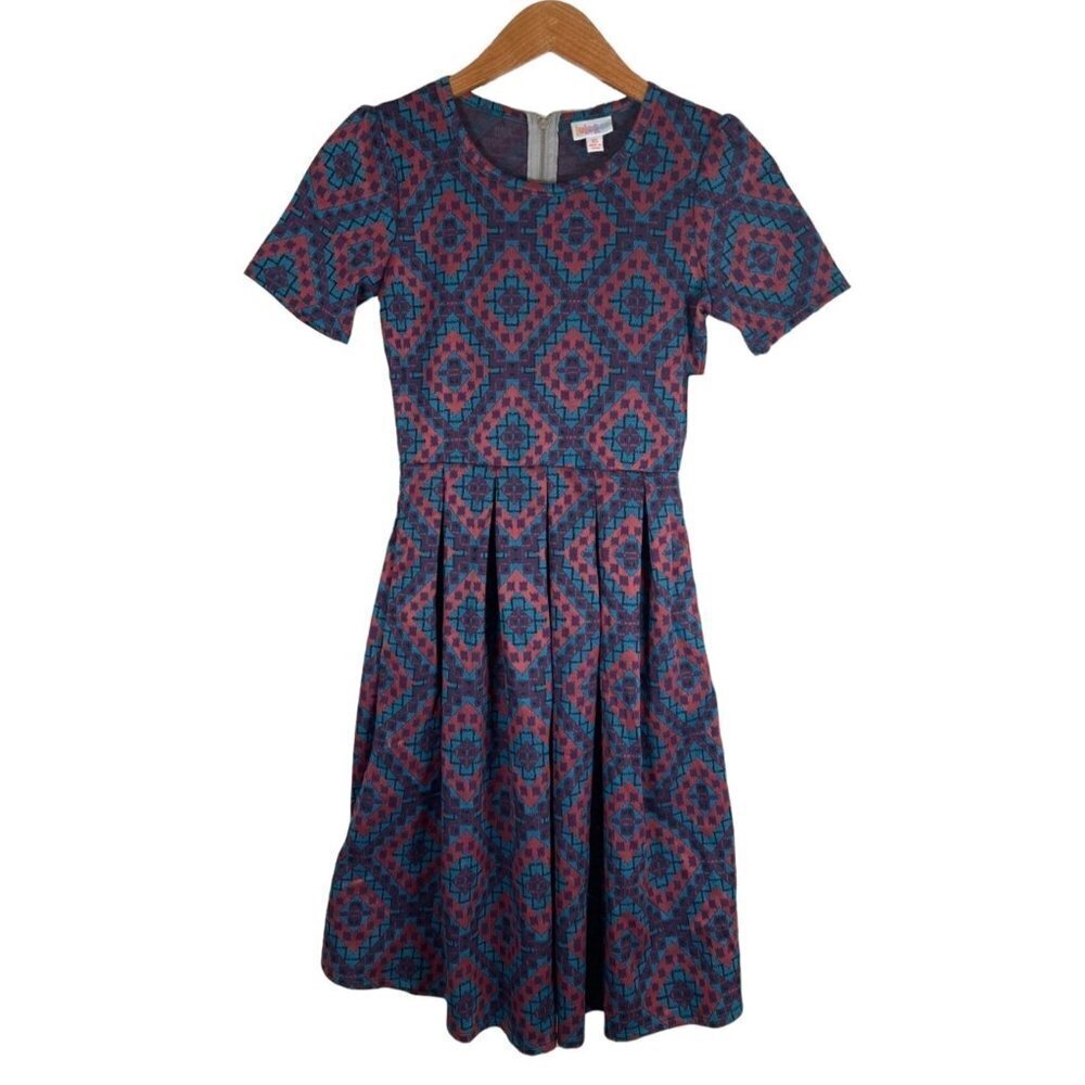 NWT LulaRoe Amelia Dress Stretchy Aztec Print Size XS pockets with Short Sleeves